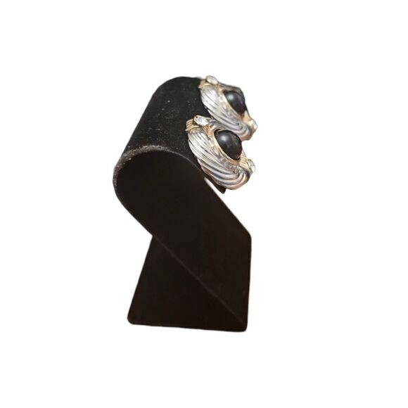 Vintage Swirl 80s Statement Clip-on Earrings - Picture 8 of 10